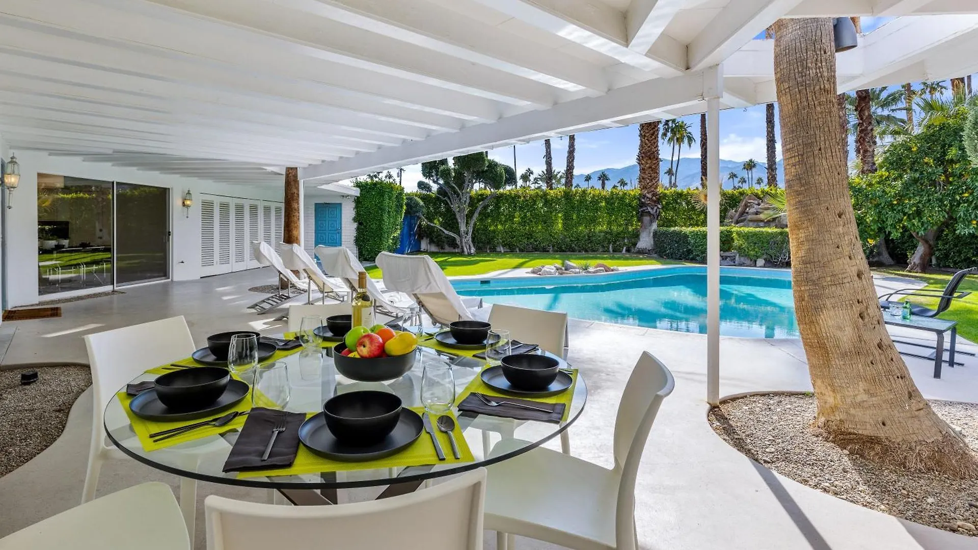 Villa Casa Cactus By Acme House Company Palm Springs